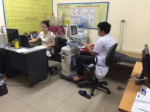 Trường mầm non Long Biên tổ chức khám sức khỏe cho cán bộ giáo viên nhân viên của trường